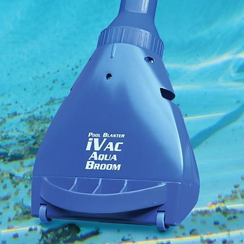 Ручной пылесос Watertech Pool Blaster iVac Aqua Broom